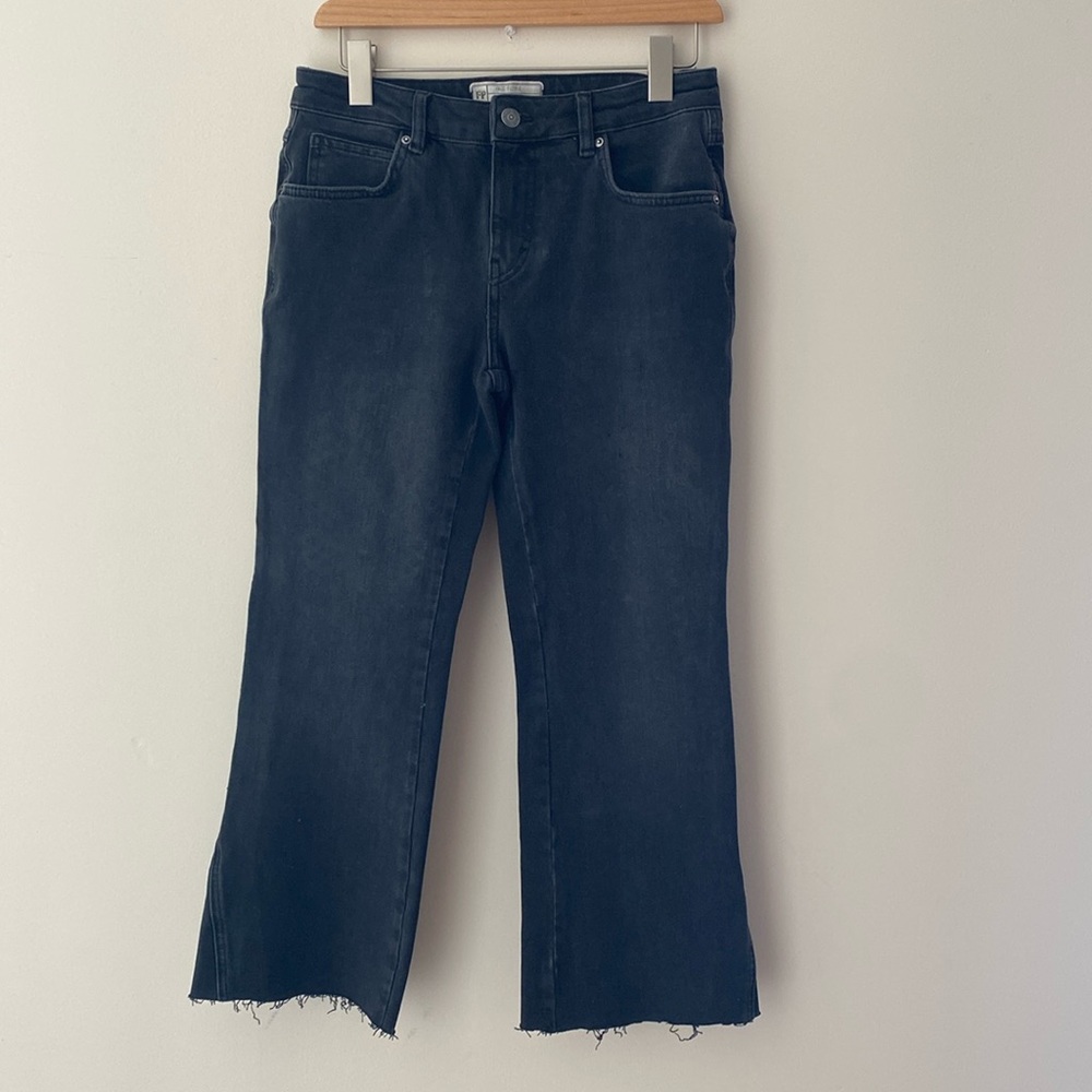 Free people black cropped jeans size 27